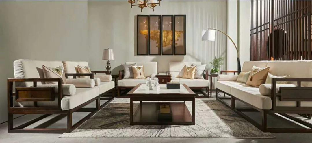 恬静的居所,典雅的新中式家具,相得益彰的装饰点缀,营造出一个温馨舒适的家!